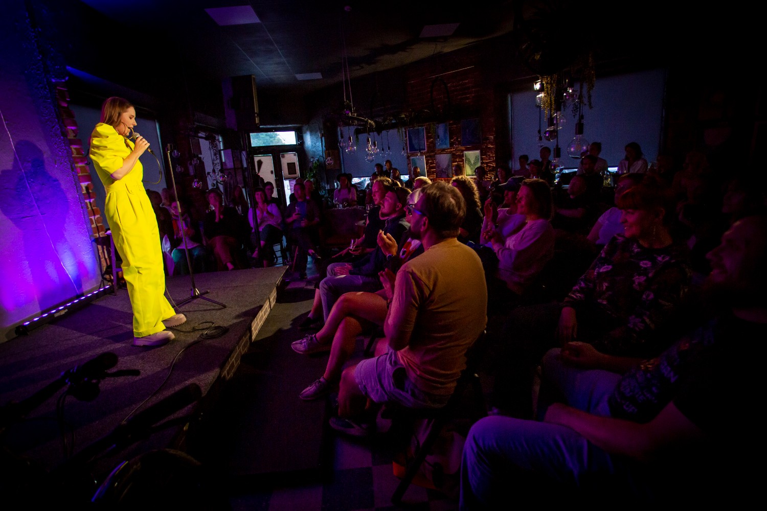 EASTERN COCKTAIL HOUR standup show Tallinn Fringe Festival Photo Anton Serdjukov