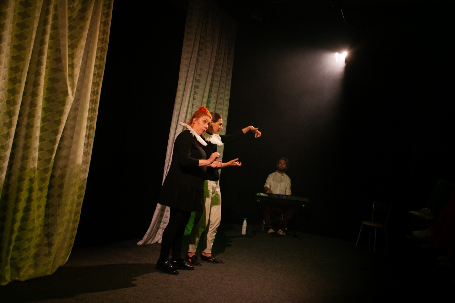 Shakespeare DarjaSemenihhina Imrpov theater Tallinn Fringe Festival Photo Anton Serdjukov