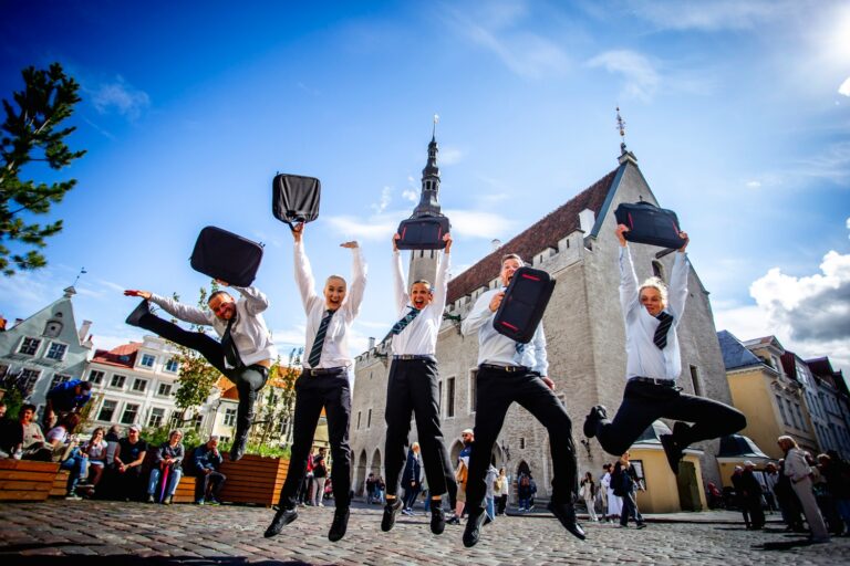 Funding the Nomad: Kuidas ELi “Culture Moves Europe” rahastab järgmist ääremaate suunduvaid tuure
